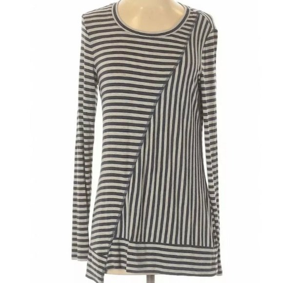 CAbi Gray and Blue Long Sleeve Tee - Picture 1 of 2